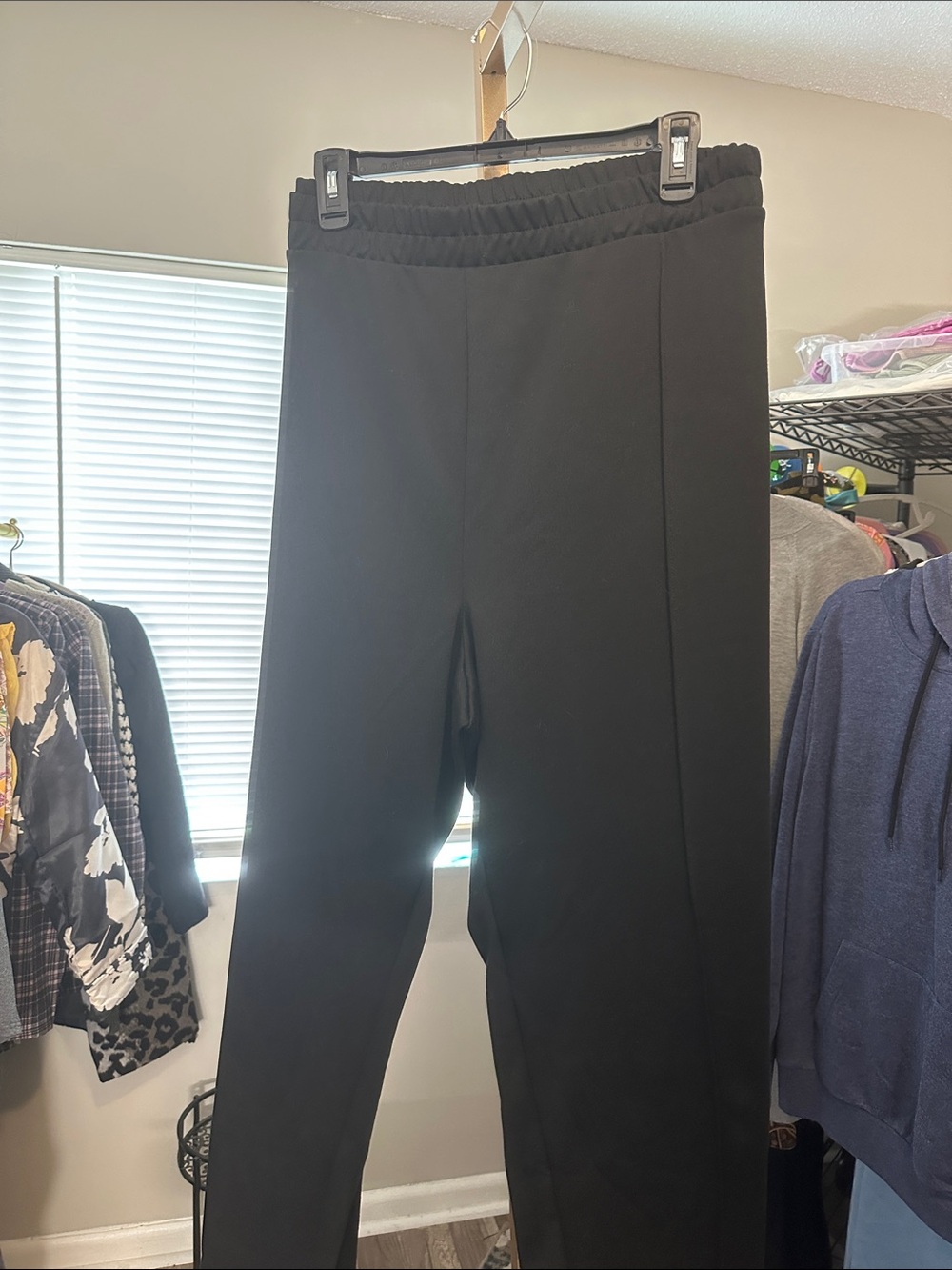 black stretch trousers